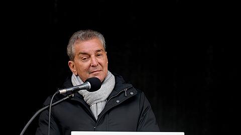 Publizist Michel Friedman war erst ein- und dann wieder ausgeladen worden. (Archivbild)