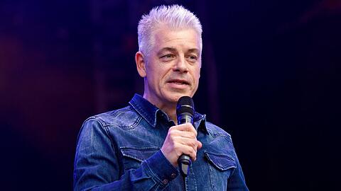 Michael Mittermeier, hier bei einem älteren Auftritt, steht derzeit mit dem Programm "#13" auf der Bühne.