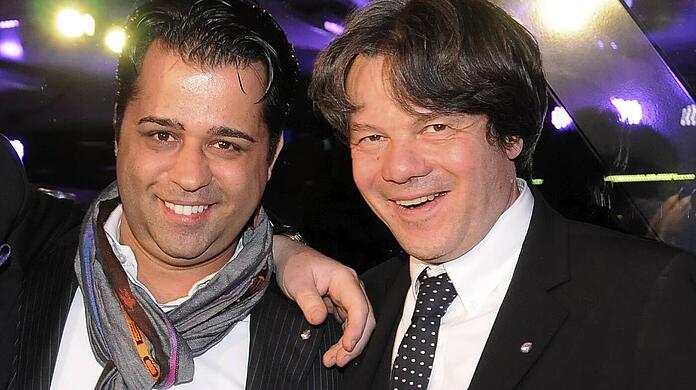 Ein Foto aus glücklicheren Tagen: Die Männerfreundschaft von Alexej Oberoi und Michael Käfer ist zerbrochen