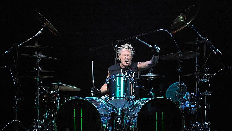 Der Drummer der Scorpions wurde am Dienstag zu einer einmonatigen Haftstrafe verurteilt. Der Drummer der Scorpions wurde am Dienstag zu einer einmonatigen Haftstrafe verurteilt.
