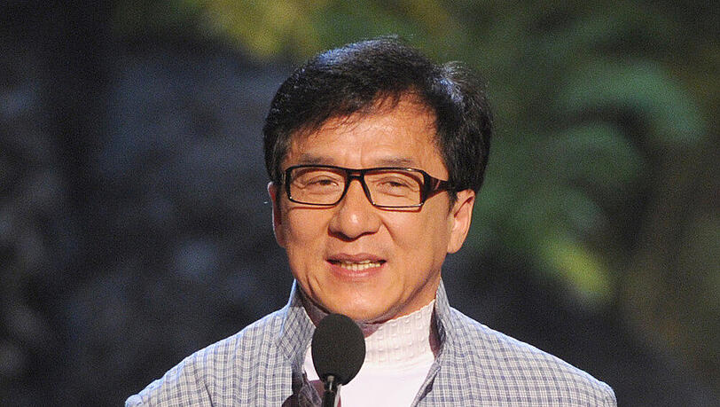 Jackie Chan empfindet wegen dem Vergehen seines Sohnes Wut und Scham Jackie Chan empfindet wegen dem Vergehen seines Sohnes Wut und Scham