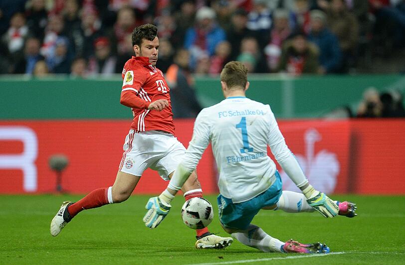 JUAN BERNAT: Note 3 - Bekam von seinem Trainer an seinem 24. Geburtstag ein kleines Geschenk und kam nach der Pause für Hummels rein. Hatte direkt eine Torchance und probierte viel nach vorne.