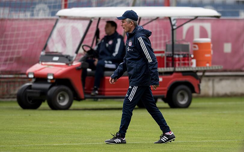 Die Bilder vom ersten Training unter Jupp Heynckes.