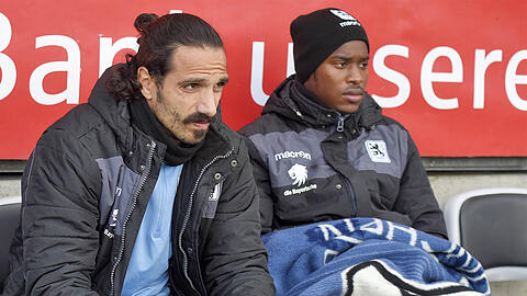 Vor dem Absprung: Adriano Grimaldi (li.) beim TSV 1860.