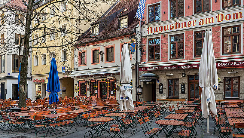 Bald wieder geöffnet, aber mit Einschränkungen: Biergärten und Restaurants wie das Augustiner am Dom in München. Bald wieder geöffnet, aber mit Einschränkungen: Biergärten und Restaurants wie das Augustiner am Dom in München.