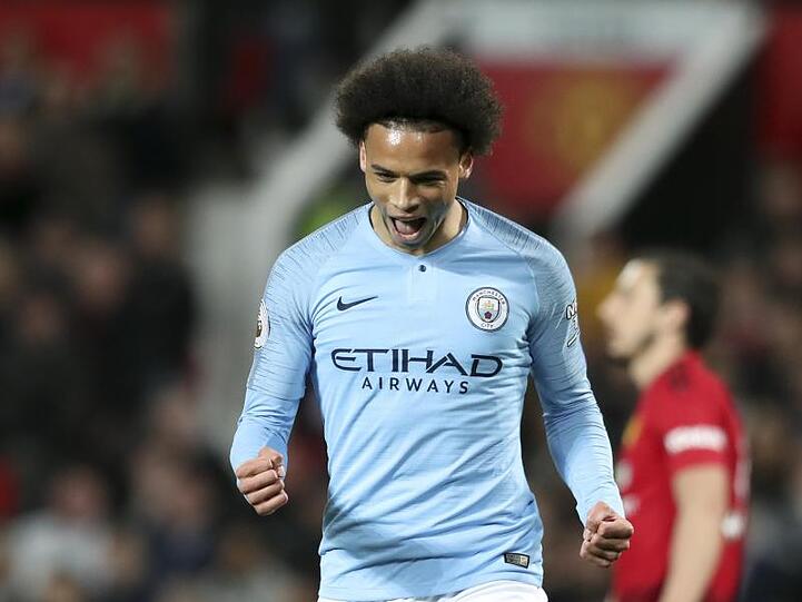 Leroy Sane von Manchester City jubelt. Foto: Jon Super/AP/Archiv