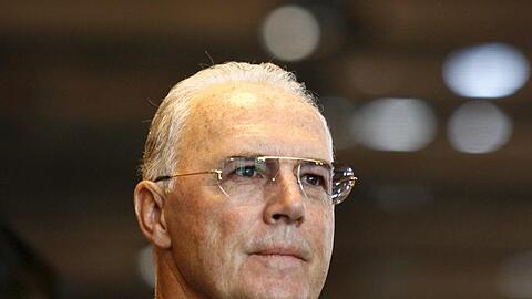 Franz Beckenbauer zweifelt nicht an der Austragung der WM 2010 in Südafrika.
