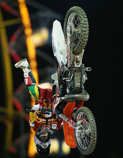 Am Samstag haben die X-Fighters in München Station gemacht - und spektakuläre Stunts gezeigt. Mit von der Partie beim letzten Stopp vor dem Finale in Sydney: Die Stars der Szene rund um den Spanier Dany Torres.
