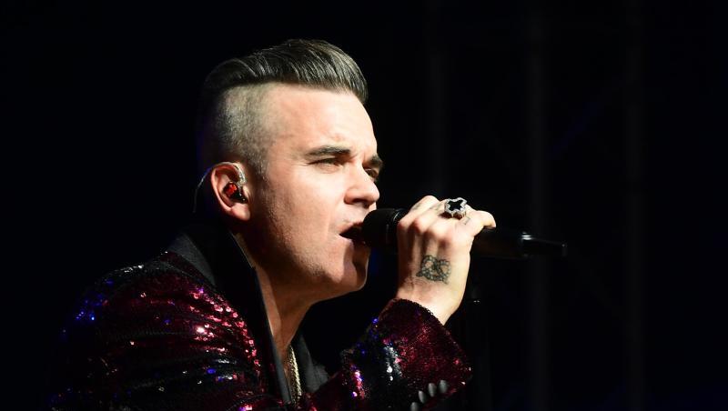 Robbie Williams will im nächsten Jahr ein Benefizkonzert geben. Robbie Williams will im nächsten Jahr ein Benefizkonzert geben.