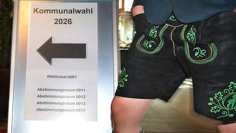 Die Kommunalwahl in Bayern ist zumindest in den gro&szlig;en St&auml;dten ohne gr&ouml;&szlig;ere Vorkommnisse angelaufen.