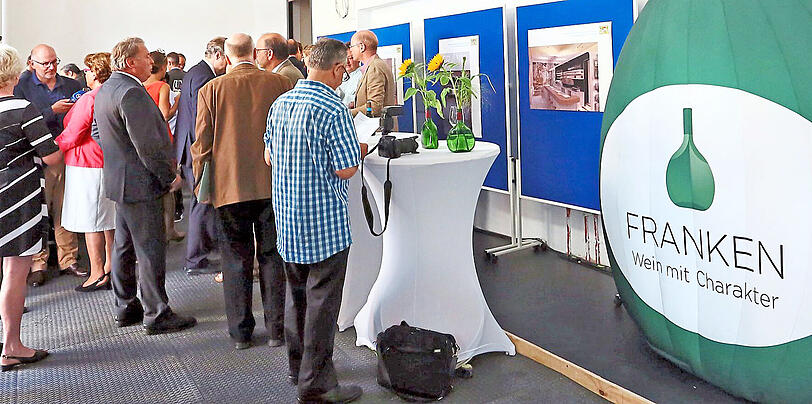 "Wein mit Charakter" versprechen die Macher der Lounge.