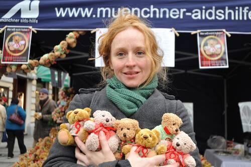 Schauspielerin Brigitte Hobmeier macht Werbung für die Münchner Aids-Hilfe.