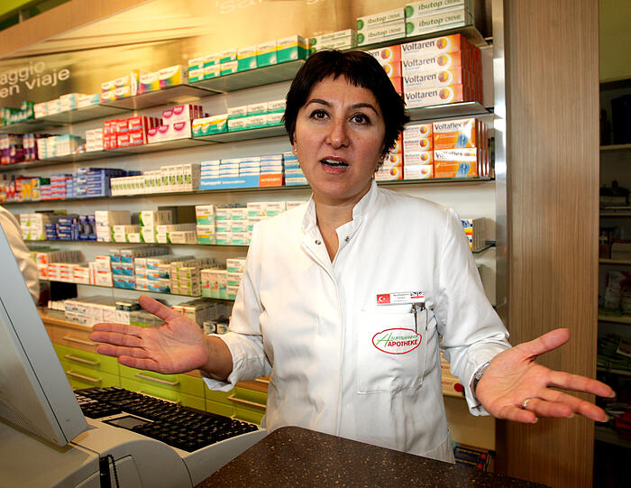 Apothekerin Handan Yenen bekommt keinen Impfstoff mehr