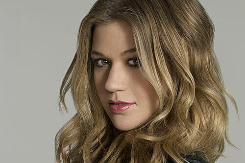 Kelly Clarkson spricht sich für US-Republikaner Ron Paul aus.
