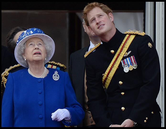 Prinz Harry und seine Großmutter Queen Elizabeth II.
