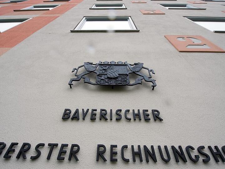 Der Bayerische Oberste Rechnungshof (ORH) in der Kaulbachstraße in München-Schwabing. Foto: Peter Kneffel/dpa/Archivbild
