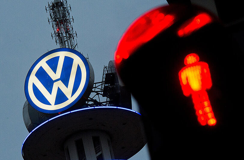 Die Pechsträhne bei Volkswagen reißt nicht ab: Diesmal geht es um 91 000 US-Passats mit TDI Dieselmotoren. Foto: Julian Stratenschulte