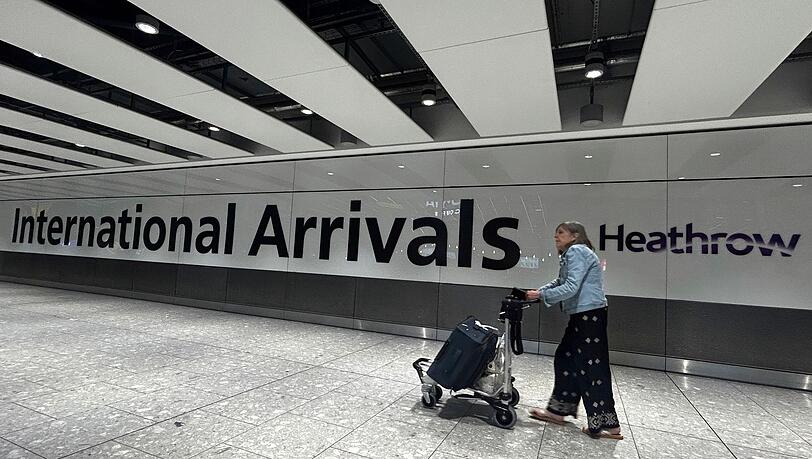 Unter anderem der Londoner Flughafen Heathrow war von einer Störung bei der Flugsicherung betroffen. (Archiv) Unter anderem der Londoner Flughafen Heathrow war von einer Störung bei der Flugsicherung betroffen. (Archiv)