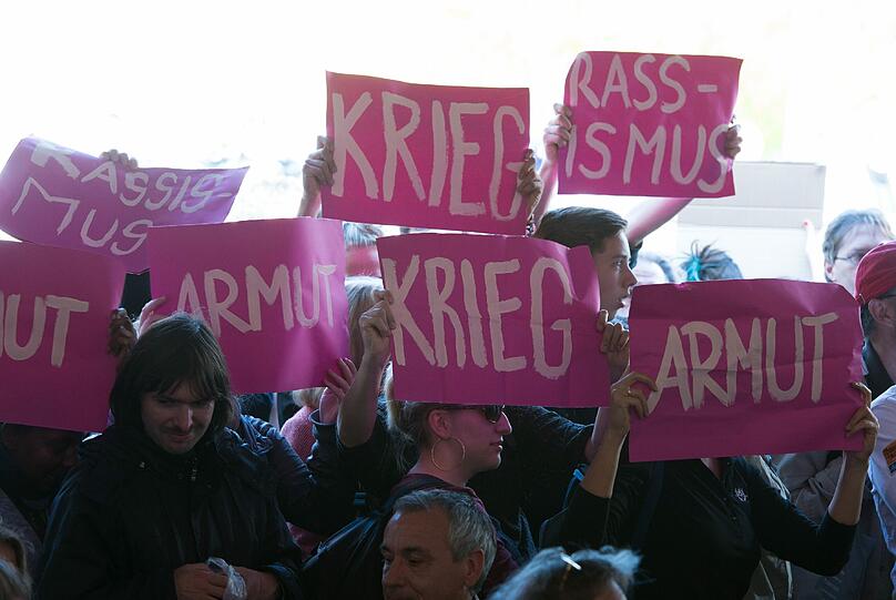 Neben den Feierlichkeiten gab es auch Proteste.