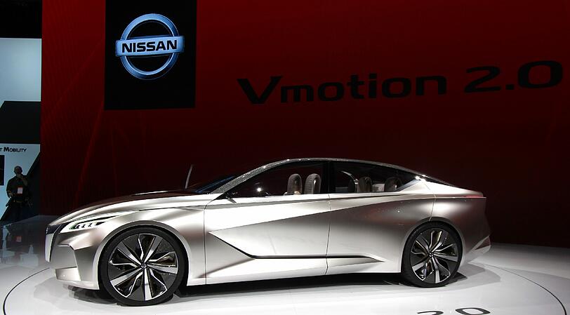 Blick in die Zukunft: Die Limousinen-Studie Vmotion 2.0 will unter anderem bereits auf die künftige Designsprache von Nissan hinweisen.