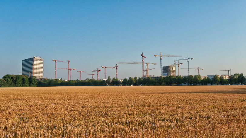 Die Südseite einer der großen Münchner Bauprojekte.