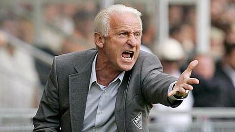 Ein Mann der großen Gesten: Irlands Nationaltrainer Giovanni Trapattoni. Sein Team ist am Freitag in der WM-Qualifikation Gegner Deutschlands.