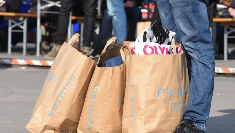 Konjunkturstütze Konsum: Die Gesellschaft für Konsumforschung hat den aktuellen Index bekannt gegeben. Konjunkturstütze Konsum: Die Gesellschaft für Konsumforschung hat den aktuellen Index bekannt gegeben.