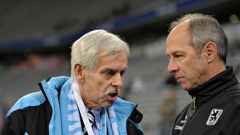 Löwen-Präsident Dieter Schneider und Coach Reiner Mauerer Löwen-Präsident Dieter Schneider und Coach Reiner Mauerer