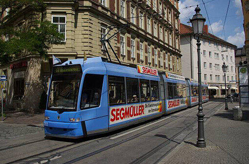 Typ 3.3 (ADtranz, Siemens), von dem 20 Züge in München im Einsatz sind, ist ein Vorgänger vom Avenio.