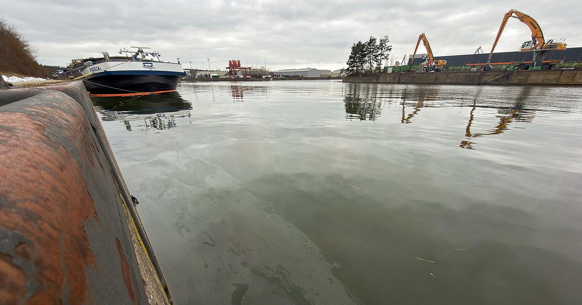 Schleuse-am-Main-Donau-Kanal-in-N-rnberg-wieder-passierbar