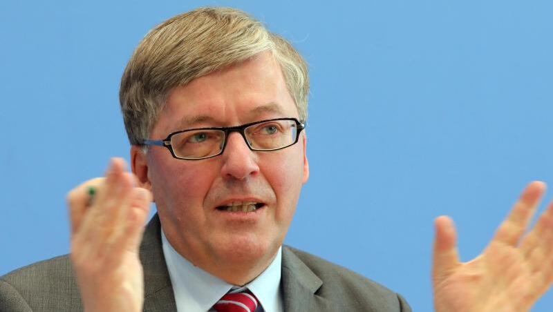 Der Wehrbeauftragte des Bundestages, Hans-Peter Bartels. Der Wehrbeauftragte des Bundestages, Hans-Peter Bartels.