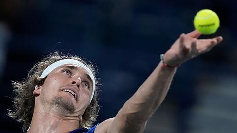 Alexander Zverev gewann sein Achtelfinale in Dubai glatt in zwei Sätzen.