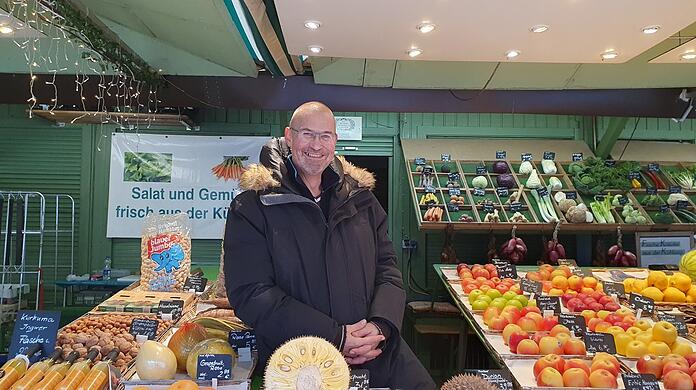 Christian Maier von Leo's Obststandl am Viktualienmarkt hält nichts von der autofreien Innenstadt.