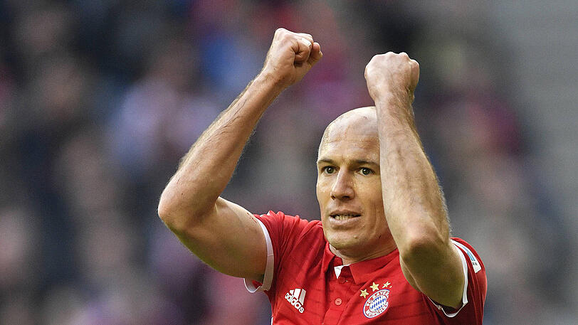 Arjen Robben Note 2: Probierte es immer wieder mit seinem typischen Trick, schoss ein paar Mal knapp am Tor vorbei - und dann traf er halt: Elegant, gekonnt, perfekt mit einem Schlenzer ins linke Eck (49.), Bürki war chancenlos. Und die Fans stimmten mal wieder Robbens Wembley-Song an.