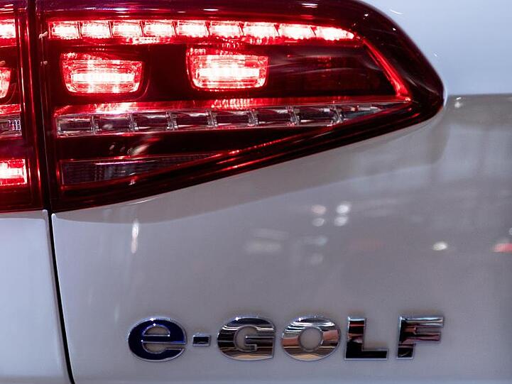 Für die Säulen sollen ältere Batterien aus E-Autos weiterverwendet werden.