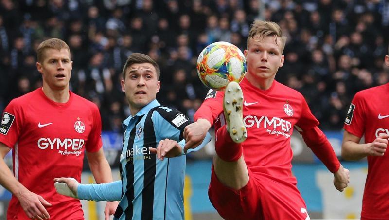 In der 3. Liga wurde mit einer knappen Mehrheit für die Fortsetzung der Saison gestimmt. In der 3. Liga wurde mit einer knappen Mehrheit für die Fortsetzung der Saison gestimmt.