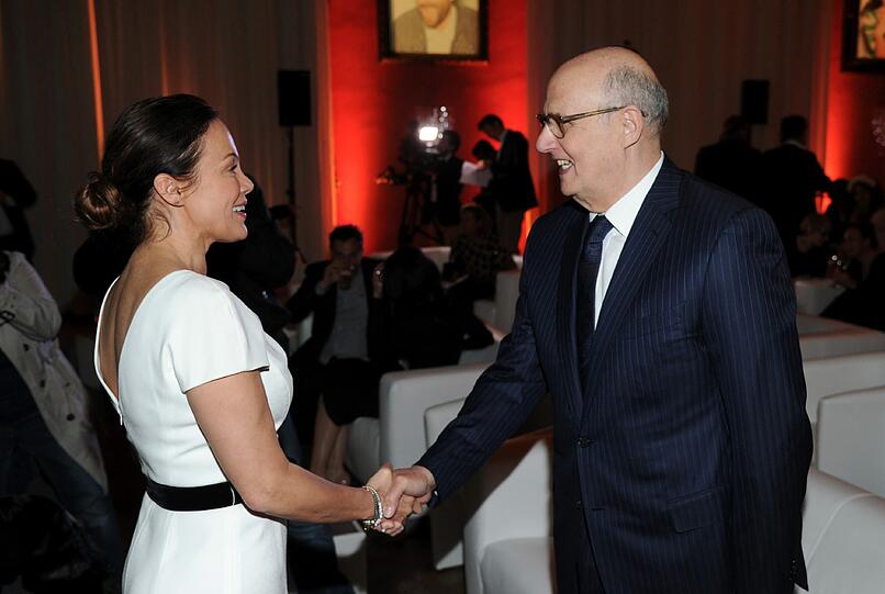 Jeffrey Tambor und die deutsche Schausüpielerin Sonja Kirchberger.