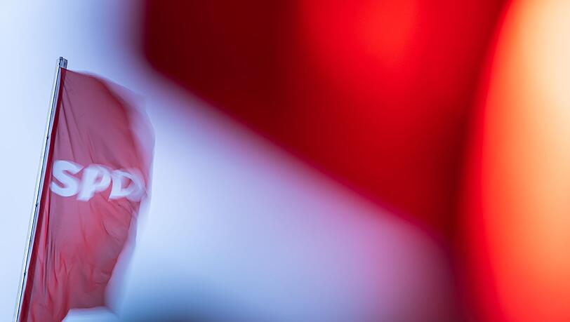 In Rosenheim holt SPD-Herausforderer Abuzar den Oberb&uuml;rgermeisterposten. (Symbolbild)