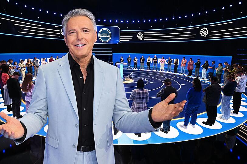 Jörg Pilawa moderiert bei SAT.1 und auf Joyn die neue Quizshow "Wer ist Deutschlands Superhirn?". Jörg Pilawa moderiert bei SAT.1 und auf Joyn die neue Quizshow "Wer ist Deutschlands Superhirn?".