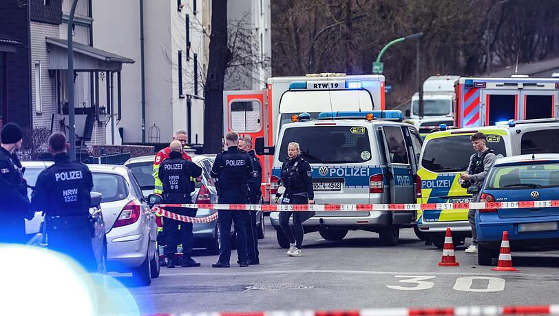 Am Tatort sollen Spuren gesichert werden.