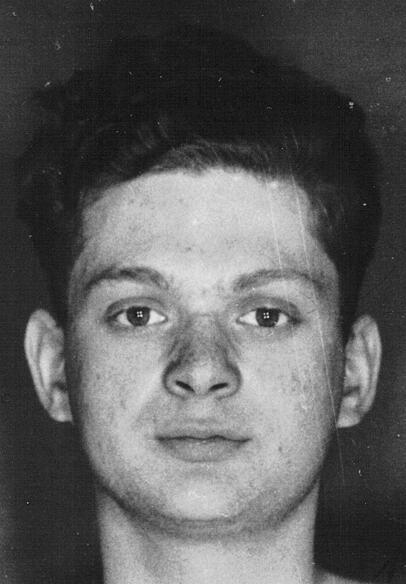 Helmuth Silberberg wurde im Alter von 21 Jahren ermordet. Helmuth Silberberg wurde im Alter von 21 Jahren ermordet.