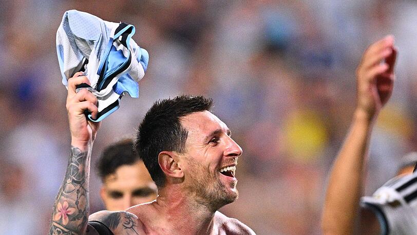 Auch ohne eigenes Tor überglücklich: Lionel Messi. Auch ohne eigenes Tor überglücklich: Lionel Messi.