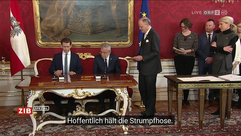 Warum fragt sich Österreichs Bundeskanzler Sebastian Kurz, ob seine Strumphose hält? Eine TV-Panne in der Mediathek des ORF sorgt derzeit für große Lacher. Warum fragt sich Österreichs Bundeskanzler Sebastian Kurz, ob seine Strumphose hält? Eine TV-Panne in der Mediathek des ORF sorgt derzeit für große Lacher.