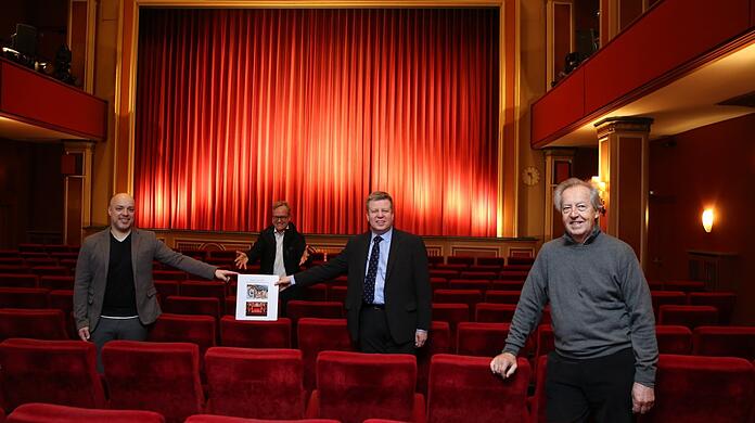 Oliver Preßmar (von links), Mathias Pfeil, Robert Brannekämper und Fritz Preßmar im Filmtheater am Sendlinger Tor.
