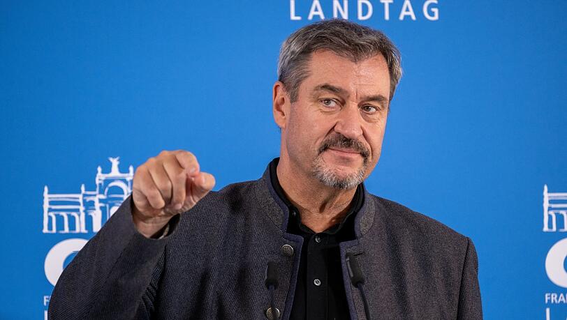 Keine Zusammenarbeit mit Grünen, BSW, AfD und Linkspartei. Damit wird die Partnersuche von Markus Söder immer schwieriger.