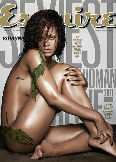 Fast nackt ziert Rihanna das Cover der November-Ausgabe des Männermagazins. Sie ergatterte die Auszeichnung der "Sexiest Woman Alive".
