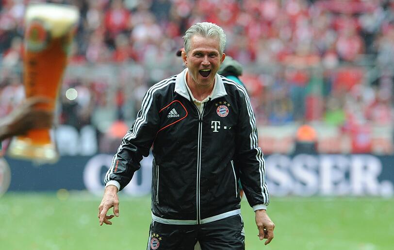 Jupp Heynckes und die Bierdusche."So ist das halt hier in München."