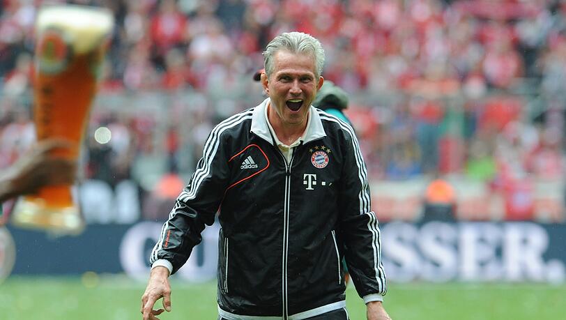 Jupp Heynckes und die Bierdusche."So ist das halt hier in München." Jupp Heynckes und die Bierdusche."So ist das halt hier in München."