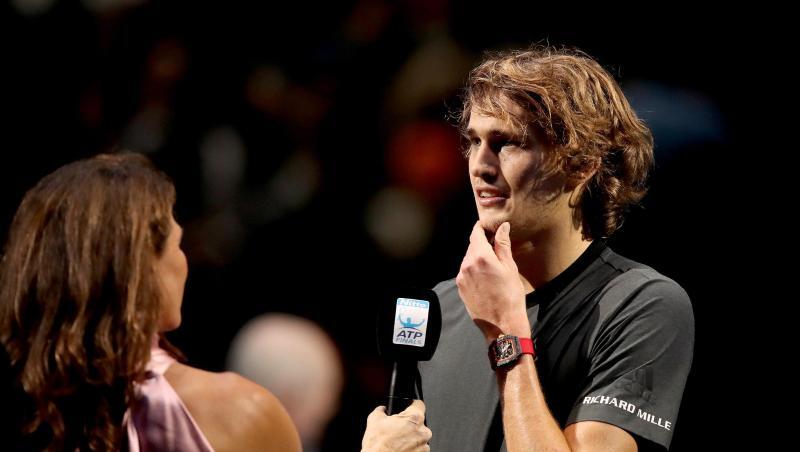 Musste sich beim Siegerinterview Pfiffe anhören: Alexander Zverev. Musste sich beim Siegerinterview Pfiffe anhören: Alexander Zverev.