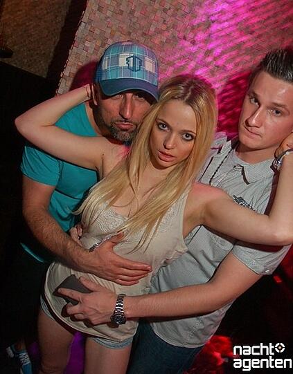 Tanz in den Mai: Das heiße Misery-Special im Crowns Club. Mehr Bilder von dieser Party gibt's unter: www.nachtagenten.de.